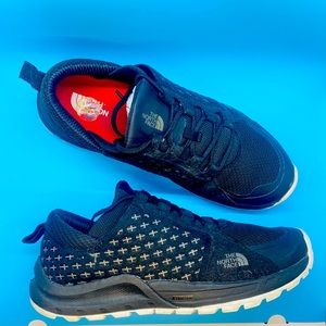 WMNS North Face Mountain Sneakers